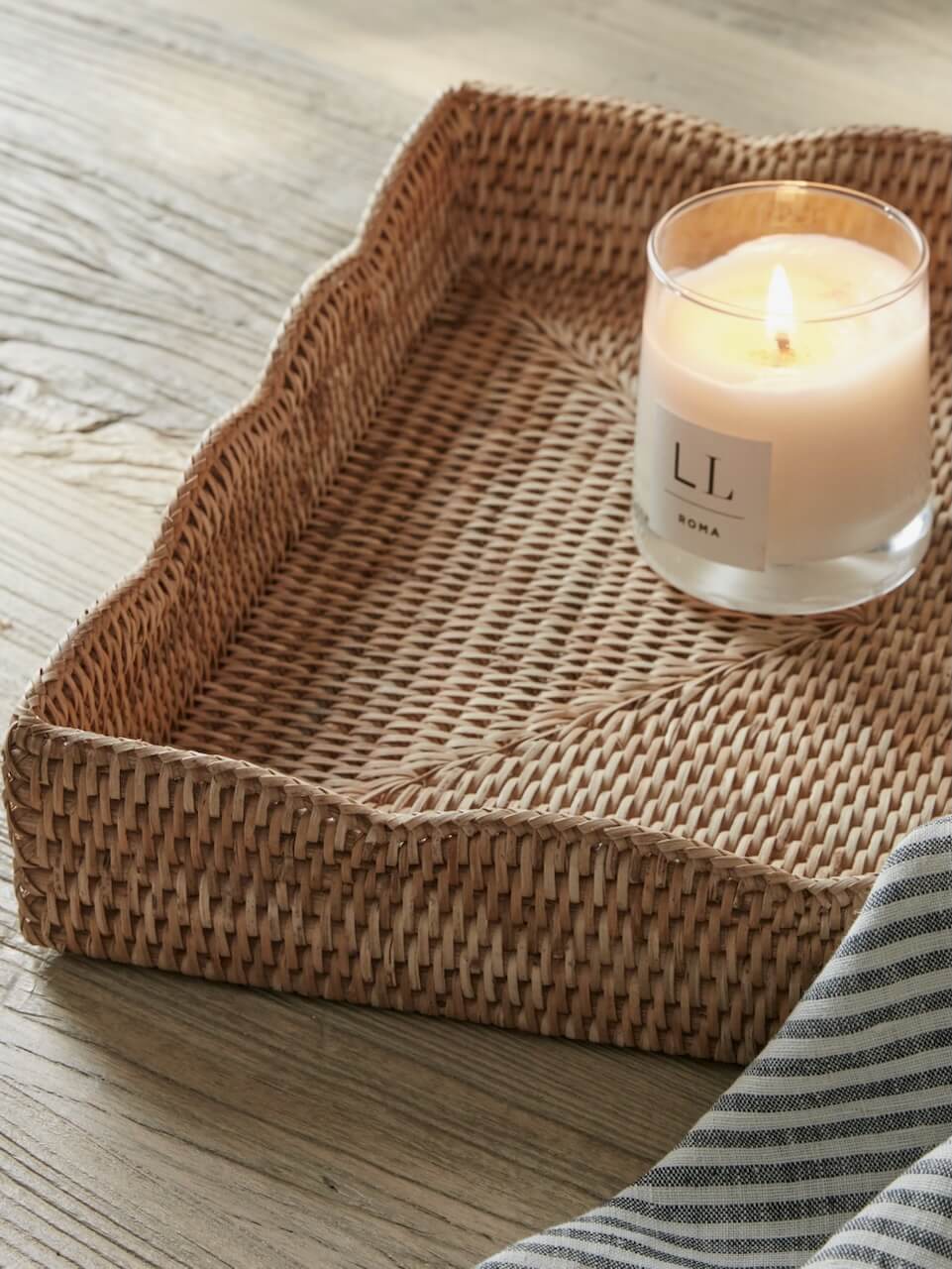 Rhu Natural Rattan Scallop Edge Tray