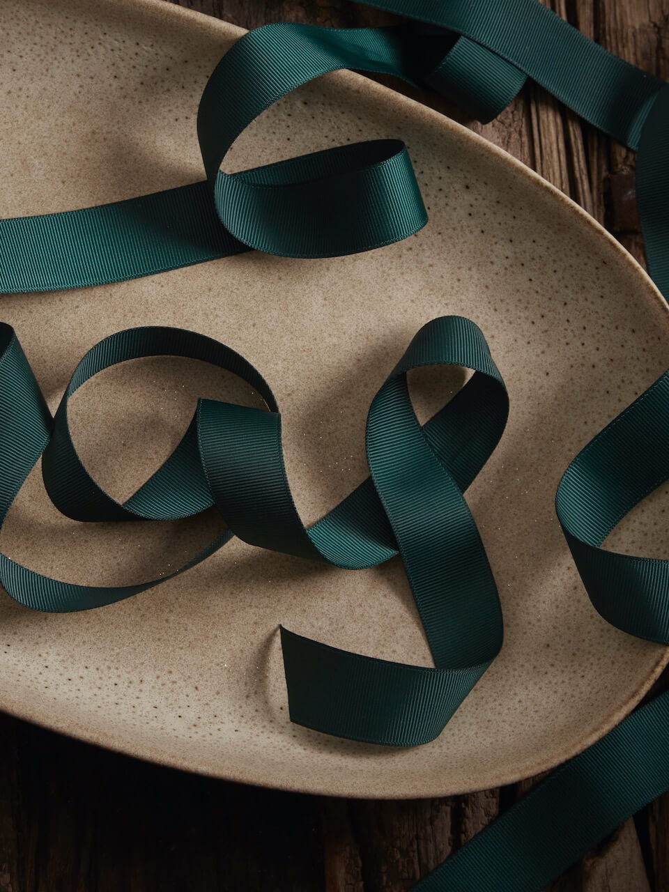 10m Forest Green Velvet Ribbon