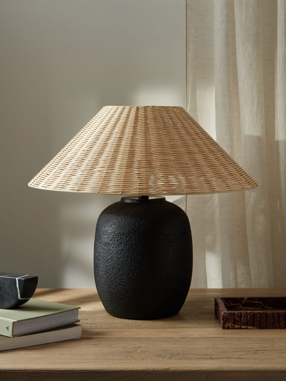 Ligero Ceramic Table Lamp