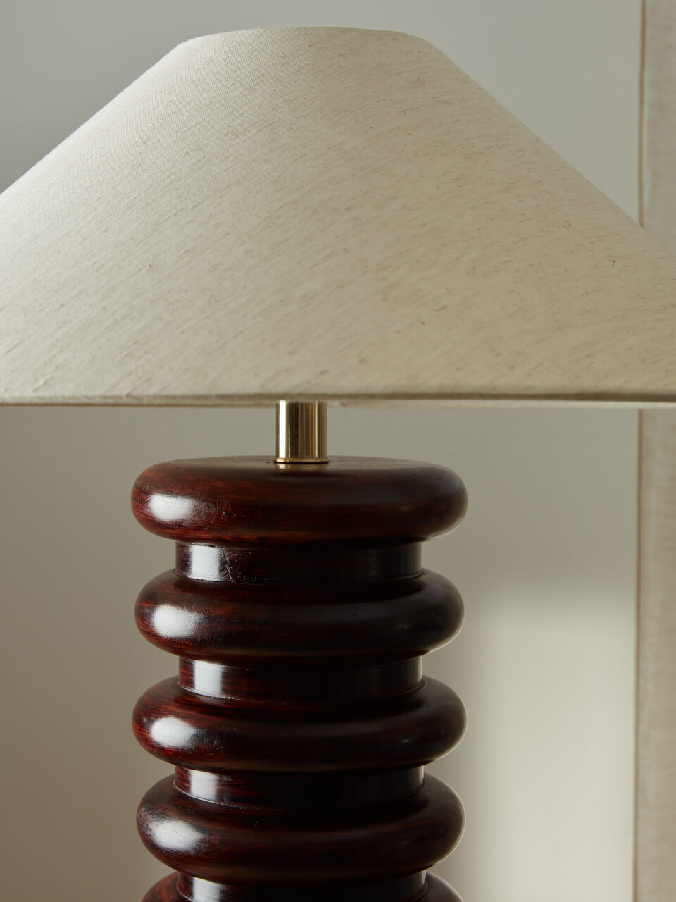Uri Wooden Table Lamp