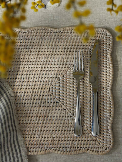 Set of 4 Ceres White Rattan Scallop Edge Rectangular Placemat