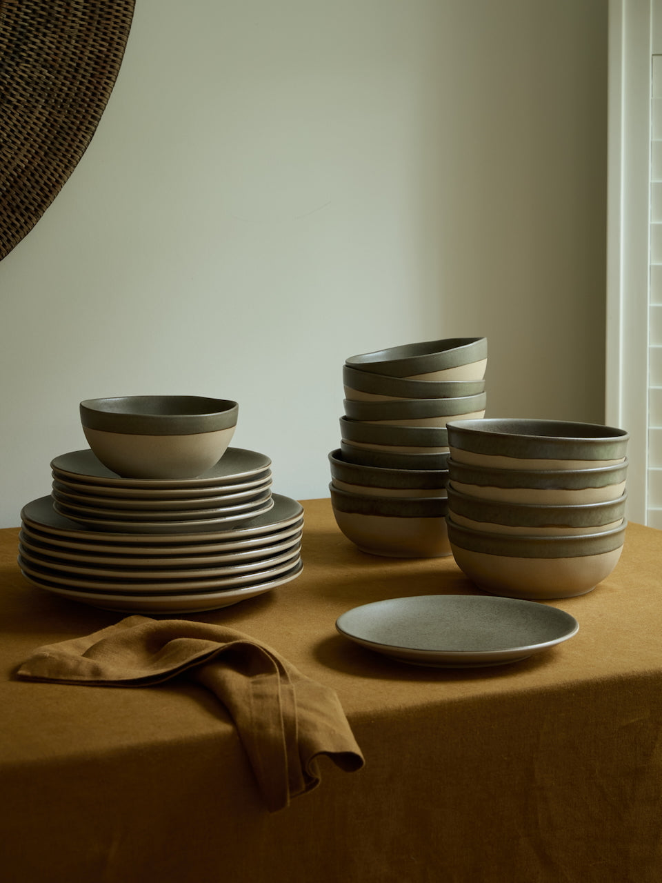 Arenito Olive 24 Piece Dinner Set