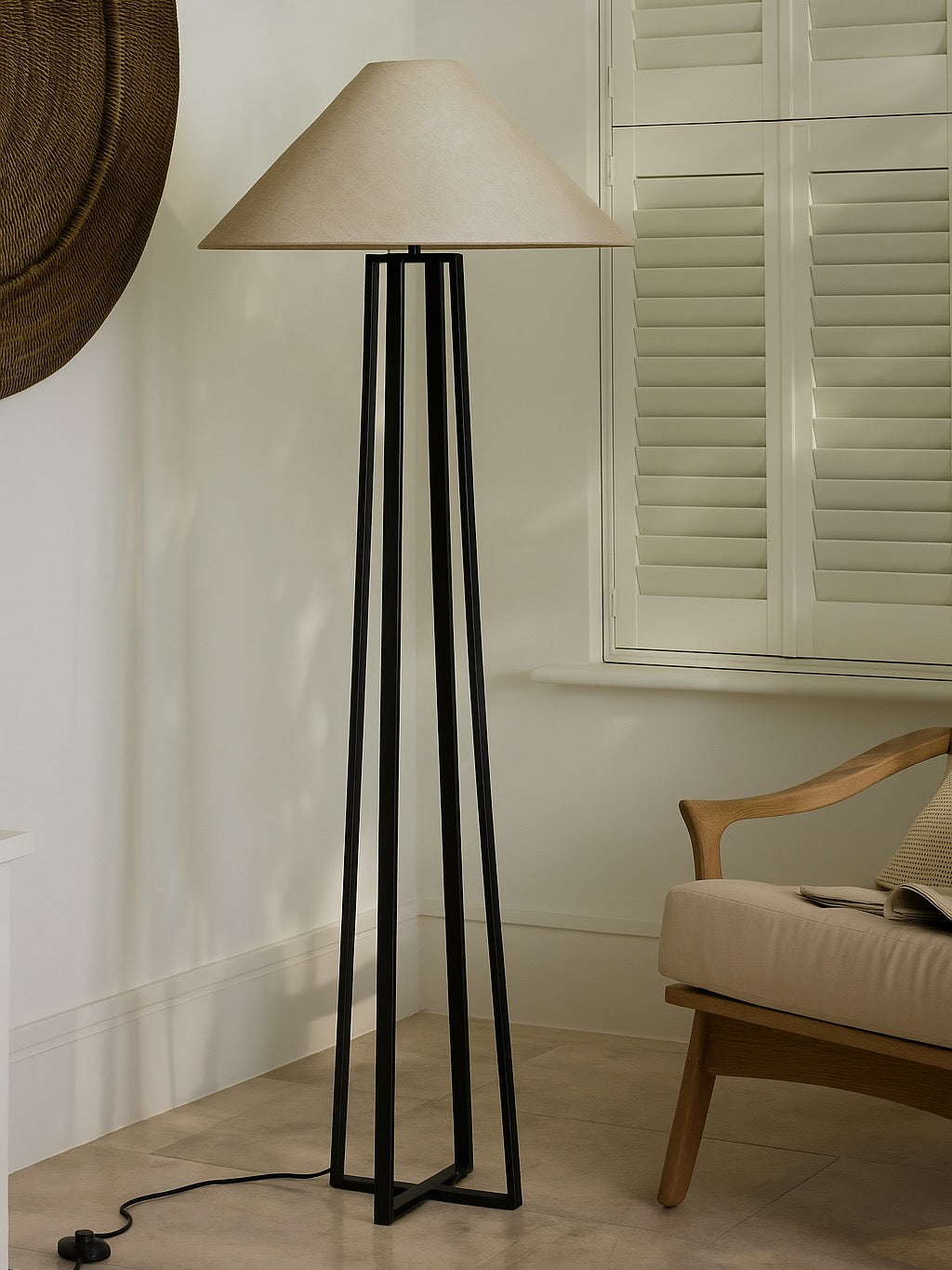 Zane Black Floor Lamp with Natural Shade