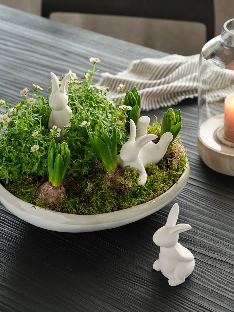 Set of 3 White Ceramic Bunny Decorations