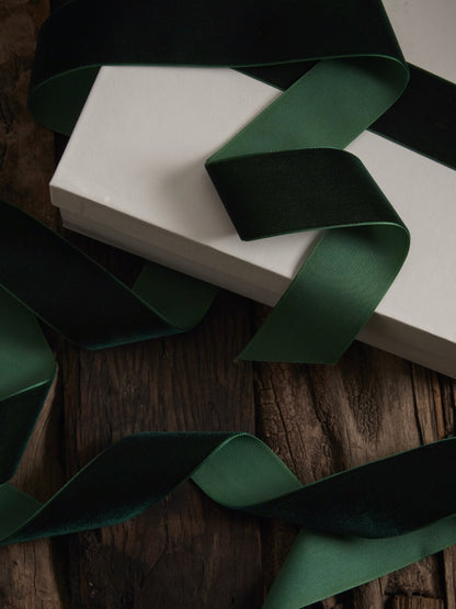 10m Forest Green Velvet Ribbon