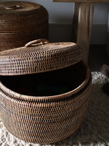 Ely Antique Brown Round Rattan Storage Box