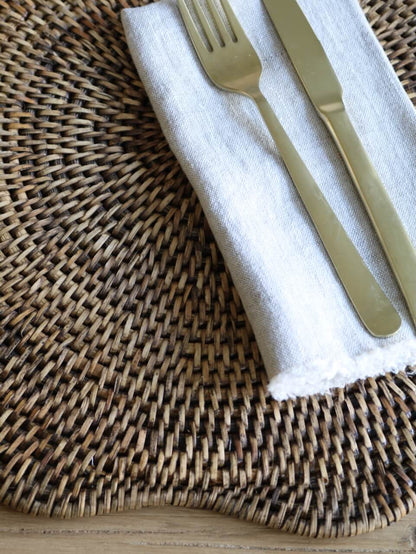 Ayre Set of 4 Antique Brown Rattan Scallop Edge Placemat