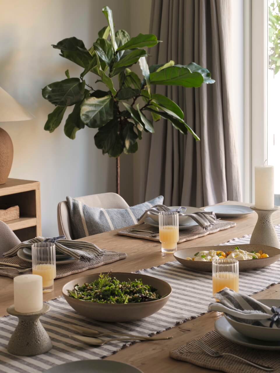 Set of 4 Ceres White Rattan Scallop Edge Rectangular Placemat