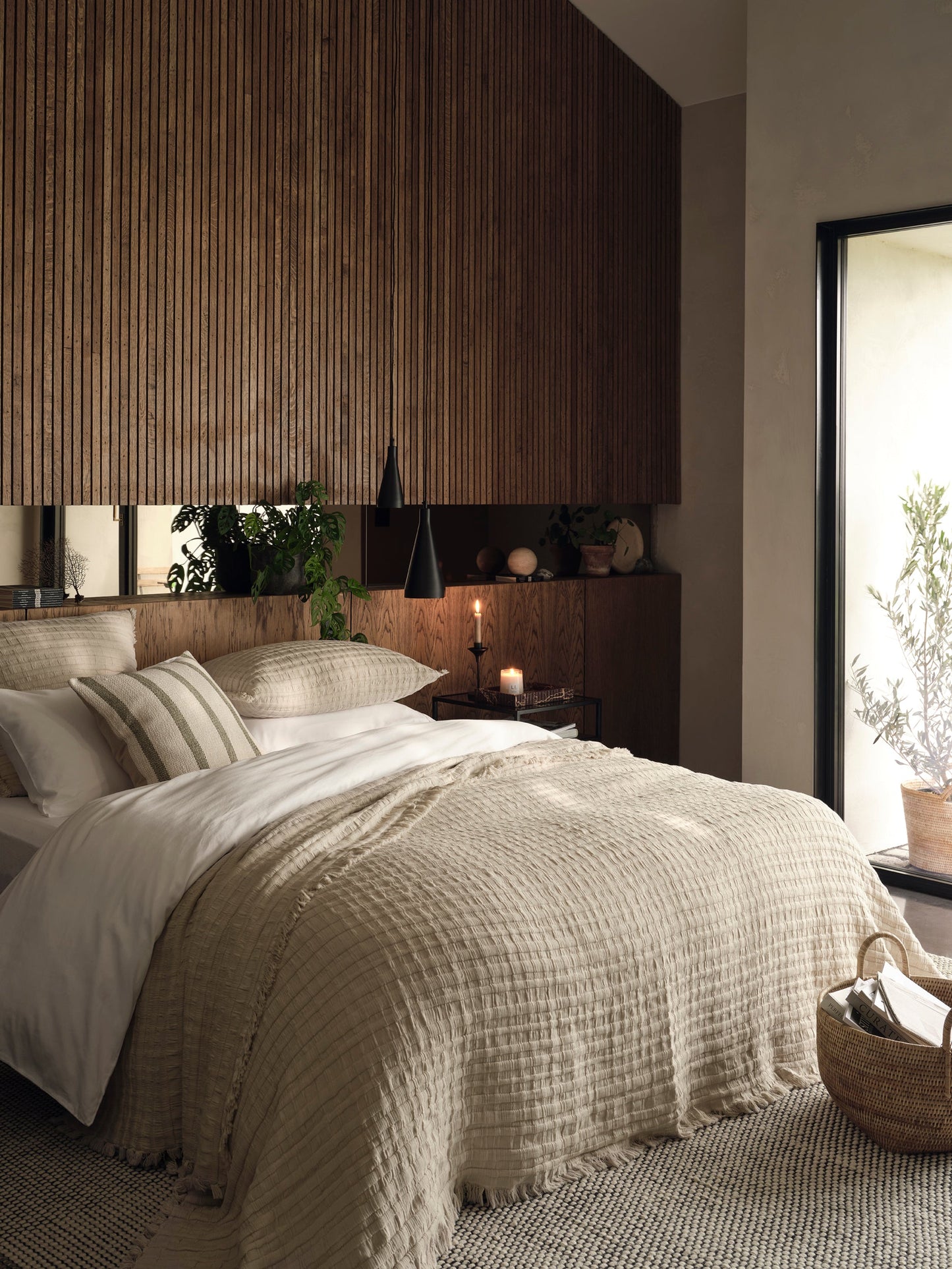 Porto White Cotton Bedding Bundle