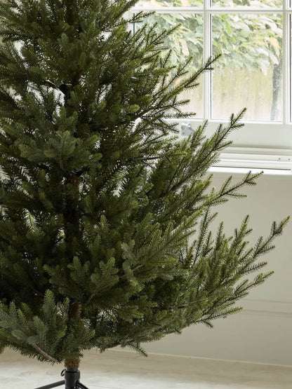 6ft Norway Spruce Artificial Christmas Tree
