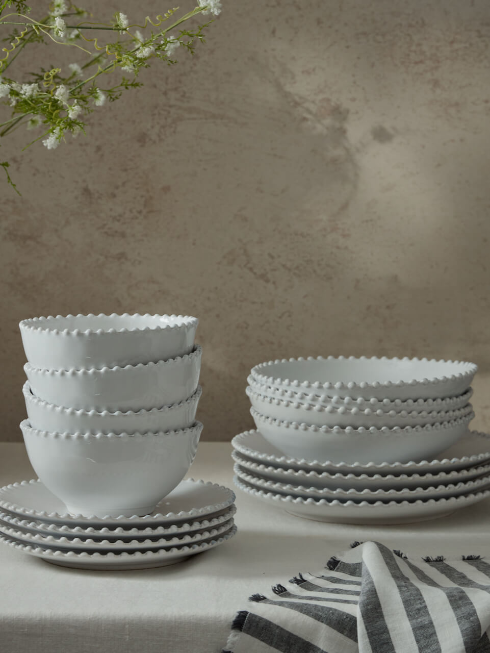 Pearl 16 Piece Dinner Set